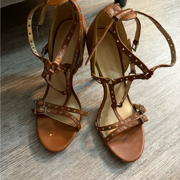 Wild Diva Brown Studded Caged Rivet Strappy Open Toe Stiletto High Heel - Picture 2 of 7